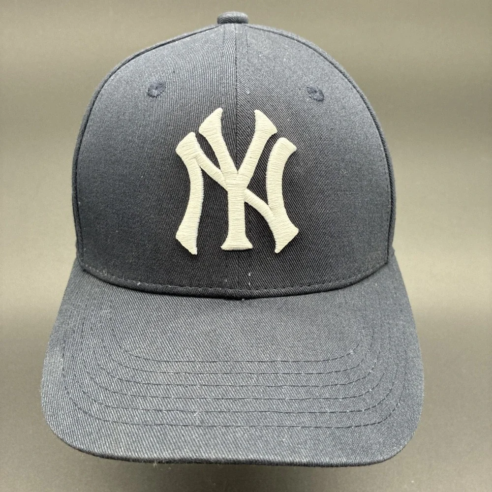 NY Yankees Snapback Hat Melonwear One Size Blue OG MLB Wendy's Back Patch